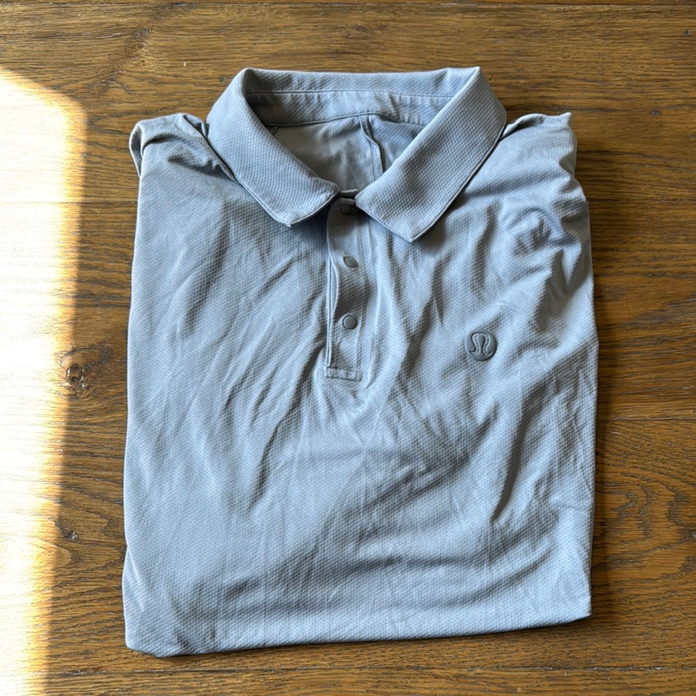 Lululemon Men’s Golf Shirt
